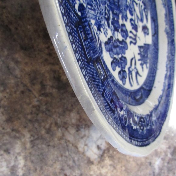 VINTAGE BLUE WILLOW 10 INCH PLATE. - Picture 4 of 5